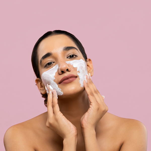 Lotus Herbals WhiteGlow InstaGlow Brightening 4-in-1 Facial Kit, 40g